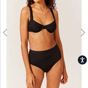 NWT Solid and striped lilo top